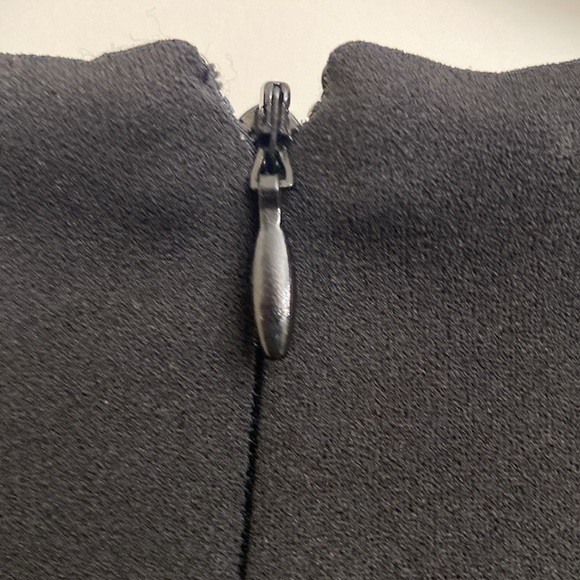 NWT Liz Claiborne Dress Women’s 4 LBD Bell puff sleeves sheath Black Preppy - Picture 5 of 11